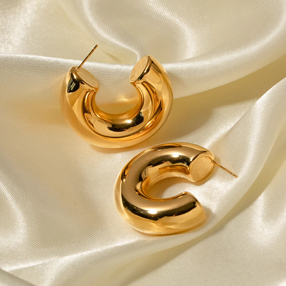 Golden Glow C-Shaped Stud Earrings