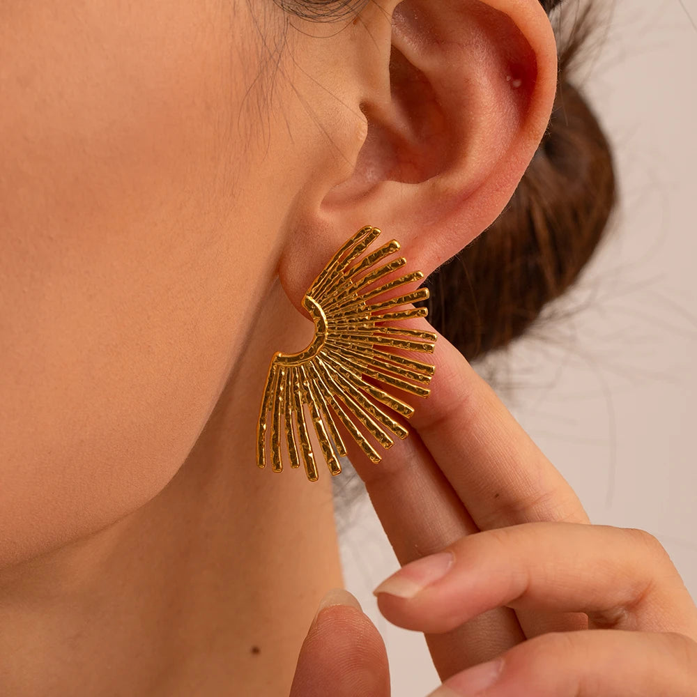 Elegant Gold Arc Stud Earrings